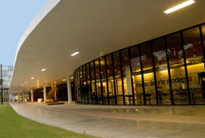 MUSEU DE ARTE MODERNA